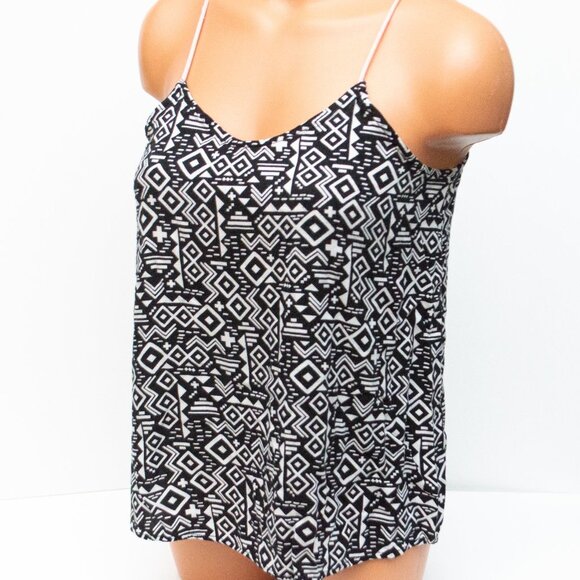 No Boundaries Tank Top Blouse Medium 7-9 Sleeveless Pink Straps - Picture 1 of 3